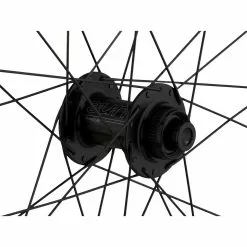 Tune Crosser Endurance Disc Center Lock Carbon 28" Laufradsatz -Jagdraht Verkaufsladen 318617