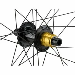 Tune Crosser Alu Disc Endurance Center Lock 28" Laufradsatz -Jagdraht Verkaufsladen 374076 1