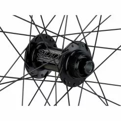 Tune Race 23 Boost Disc Center Lock 29" Laufradsatz - Auslaufmodell -Jagdraht Verkaufsladen 377756