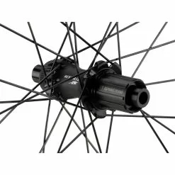 Dt-swiss HEC 1400 SPLINE 47 Carbon Disc Center Lock Hybrid 28" Laufradsatz -Jagdraht Verkaufsladen 437034