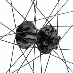 Tune Race 25 Boost Disc 6-Loch 29" Laufradsatz -Jagdraht Verkaufsladen 451151