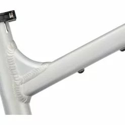 RAAW Mountain Bikes Madonna V2.2 29" Rahmenkit Mit ÖHLINS TTX 2 Air Und RXF38 M.2 -Jagdraht Verkaufsladen 459952