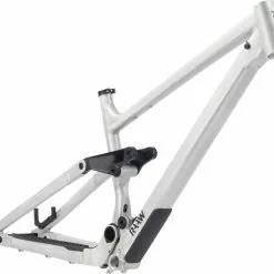 RAAW Mountain Bikes Jibb 29" Rahmenkit Mit ÖHLINS TTX 2 Air Und RXF36 M.2 -Jagdraht Verkaufsladen 462806