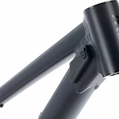 RAAW Mountain Bikes Yalla! 29" Rahmenkit Mit ÖHLINS TTX 22 M.2 Coil -Jagdraht Verkaufsladen 489319